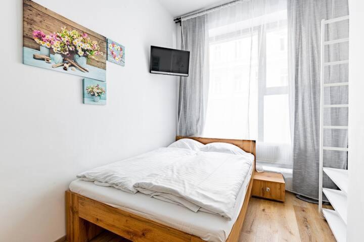 Budget Rooms West With Shared Kitchen ウィーン エクステリア 写真