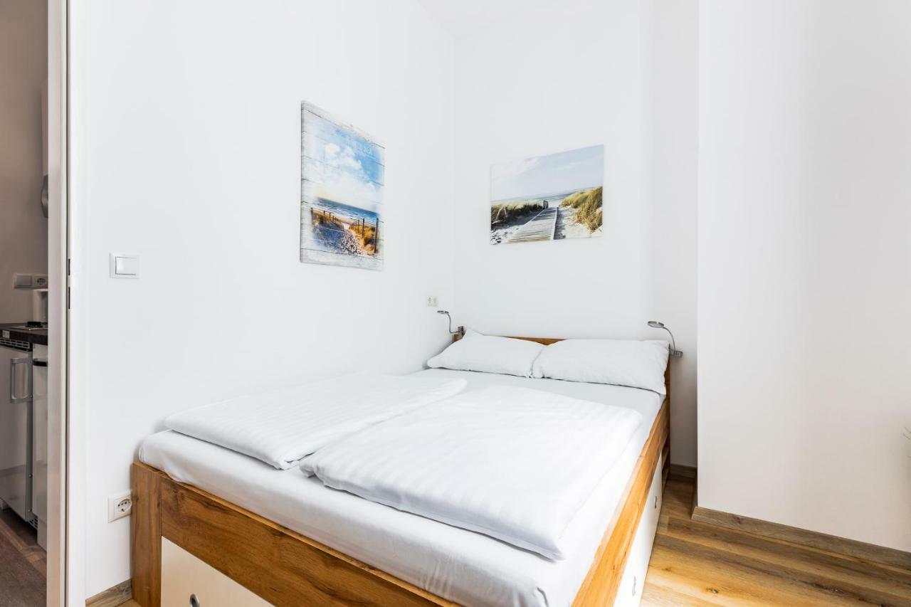 Budget Rooms West With Shared Kitchen ウィーン エクステリア 写真