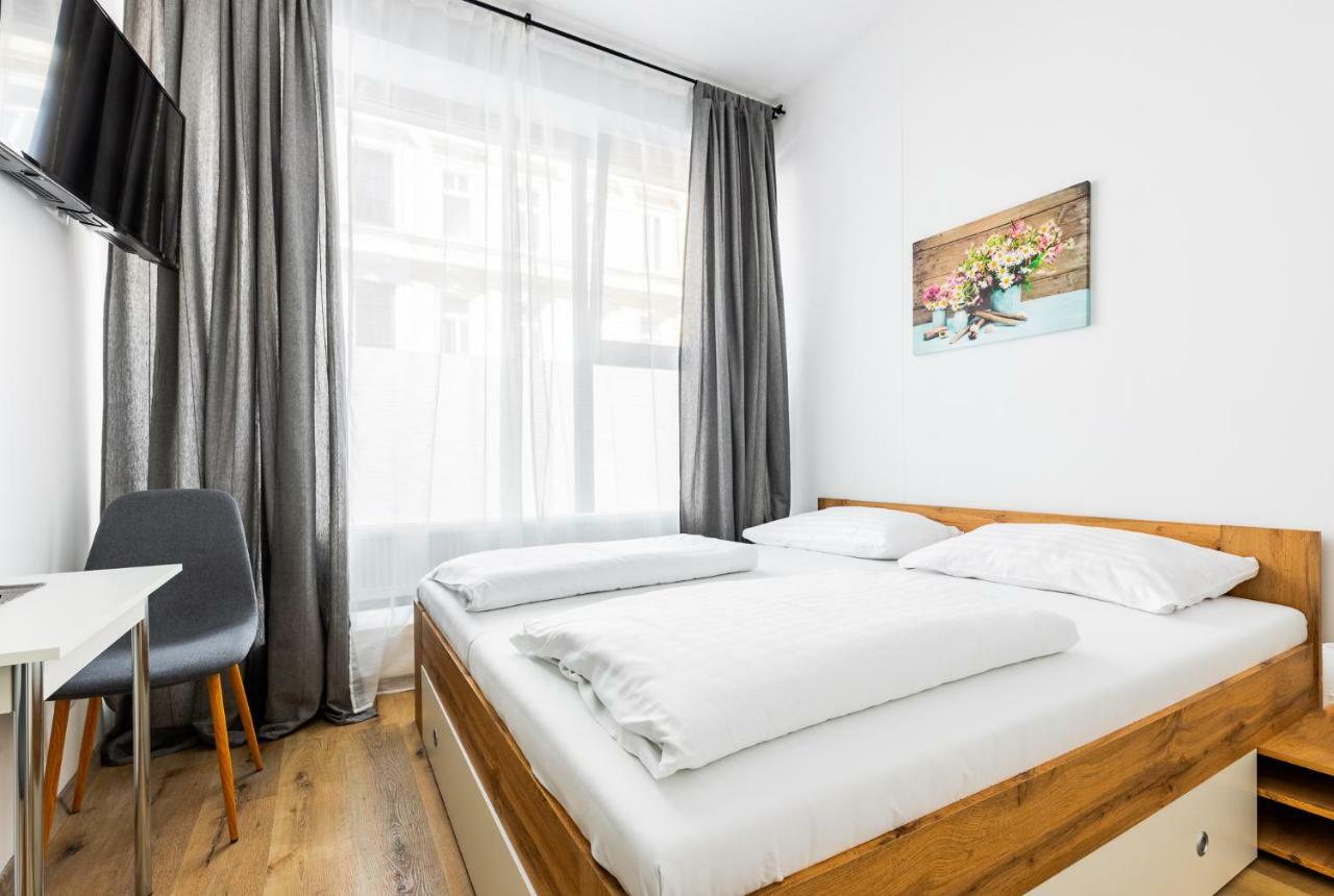 Budget Rooms West With Shared Kitchen ウィーン エクステリア 写真