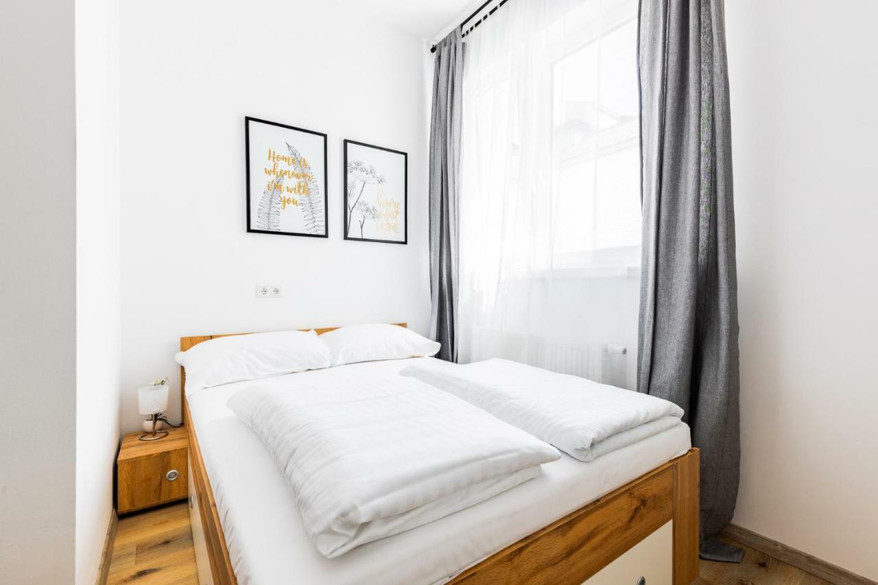 Budget Rooms West With Shared Kitchen ウィーン エクステリア 写真